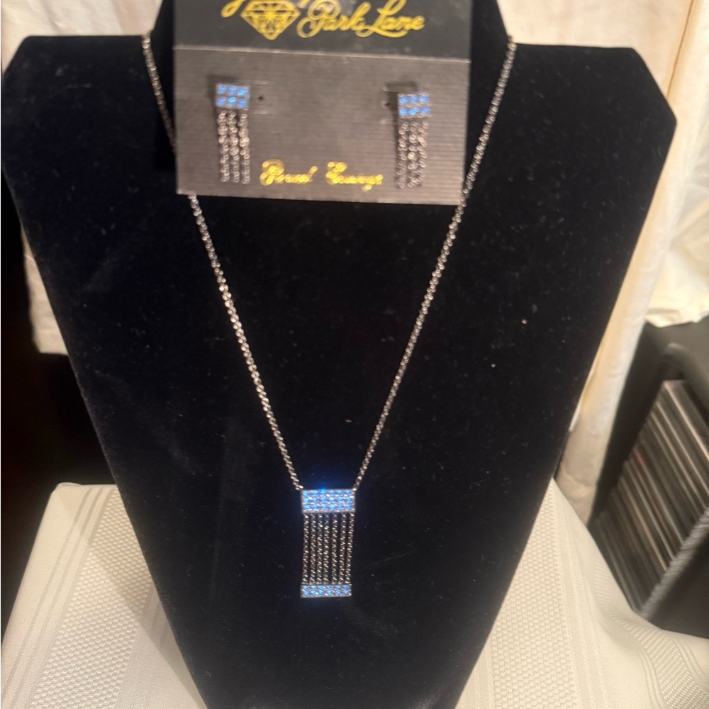 Elegant Blue and Silver Necklace and Earring Set